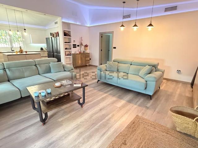 Chalet, Elche / Elx