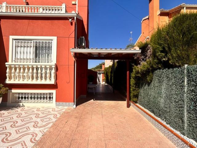 Chalet, Elche / Elx