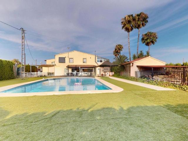 Chalet, Elche / Elx