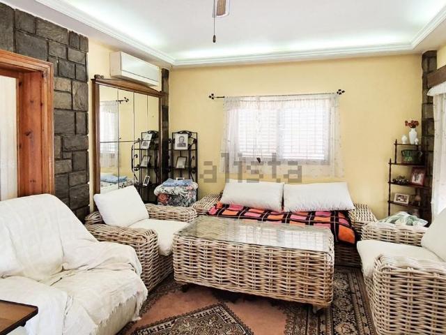 Chalet, Elche / Elx