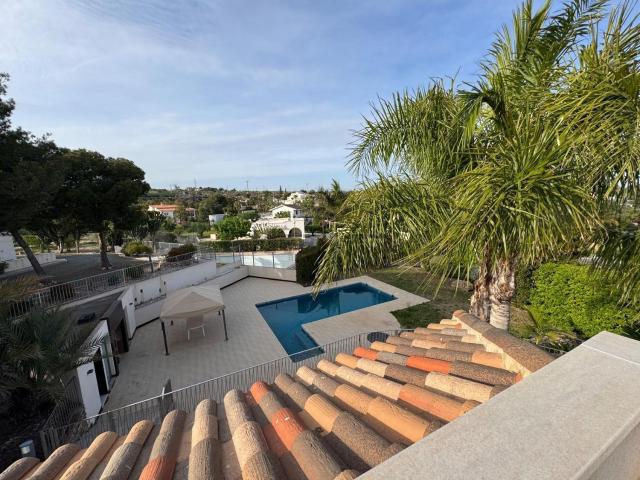 Chalet, Elche / Elx