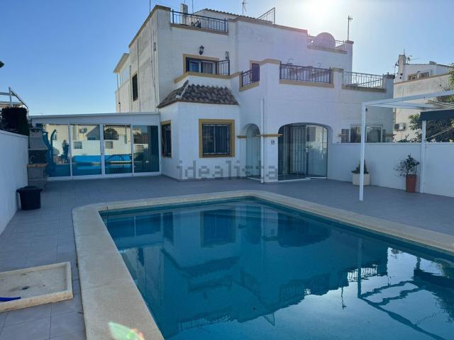 Chalet, Elche / Elx