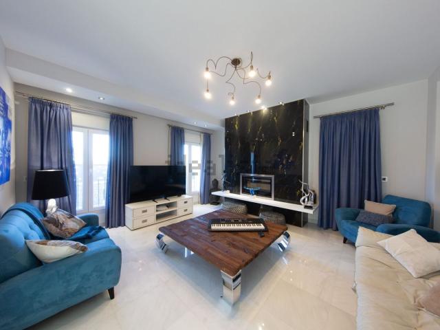 Chalet, Elche / Elx