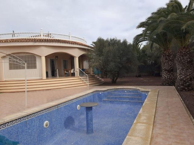 Chalet, Elche / Elx