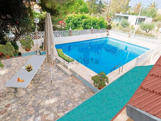 Chalet, Elche / Elx