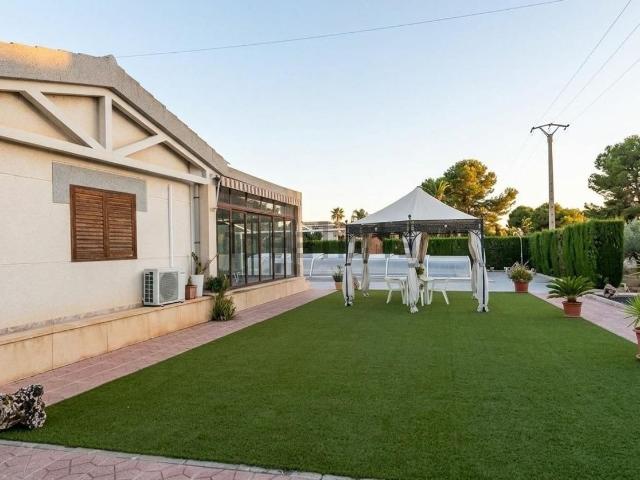 Chalet, Elche / Elx