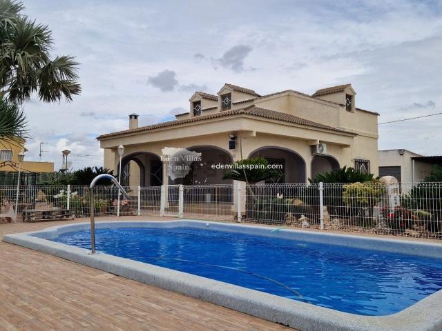 Chalet, Elche / Elx