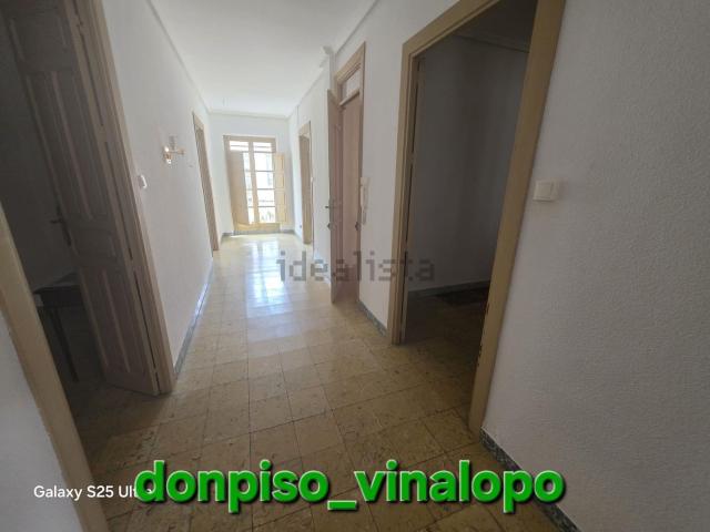 Chalet, Elda