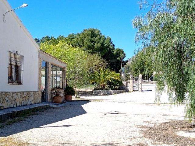 Chalet, Elda