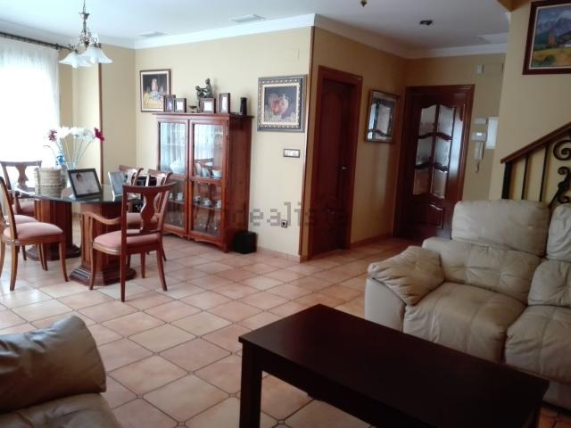 Chalet, Elda
