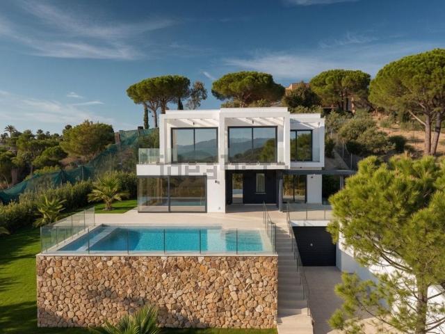 Chalet, Els Pinars, Lloret de Mar