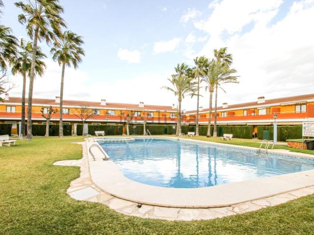 Chalet, Els Poblets