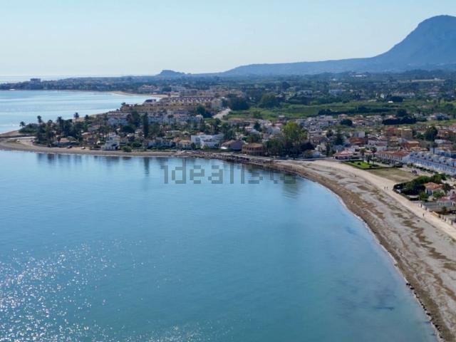 Chalet, Els Poblets