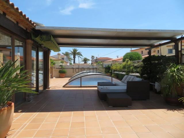 Chalet, Els Poblets