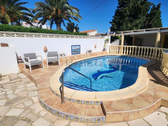 Chalet, Els Poblets