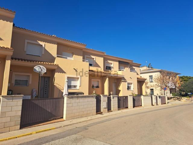 Chalet, Els Poblets