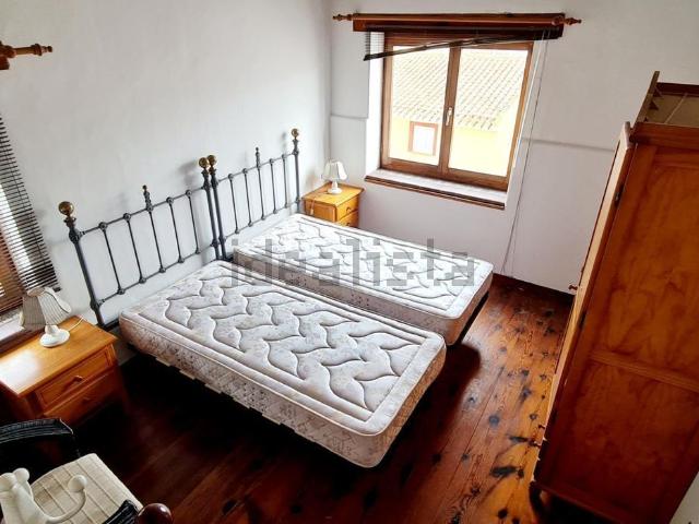 Chalet, Els Poblets