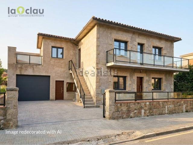 Chalet, Estany