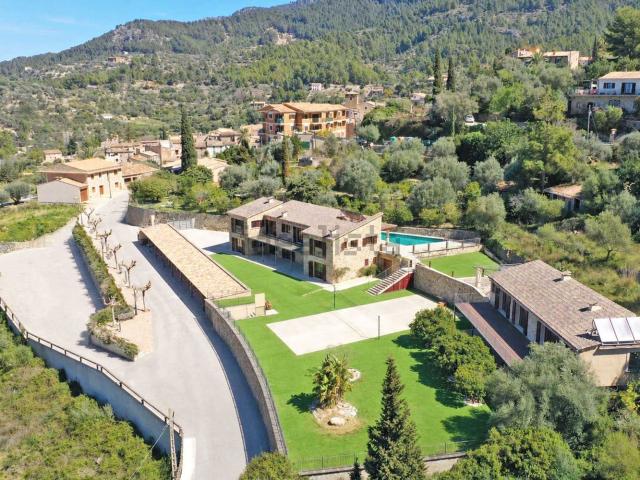 Chalet, Estellencs