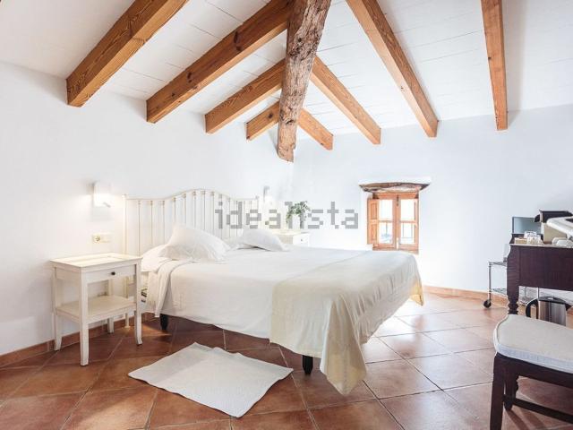 Chalet, Estellencs