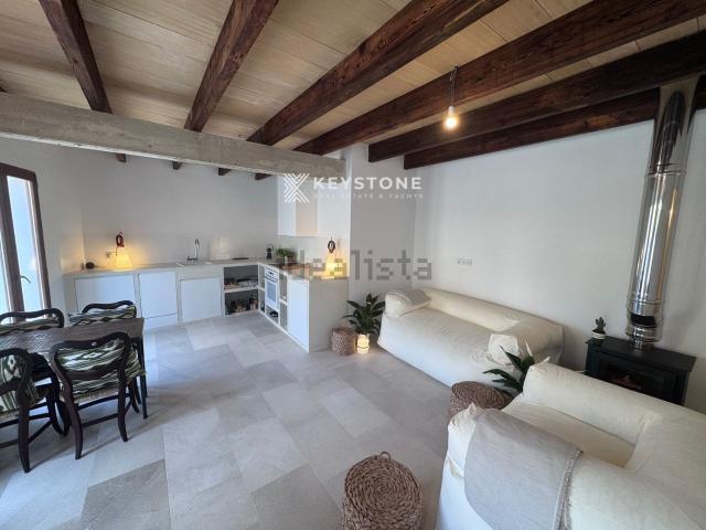 Chalet, Estellencs