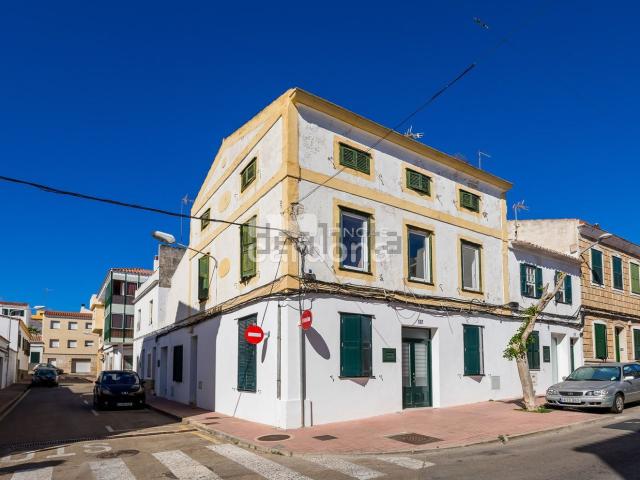 Chalet, Es Castell