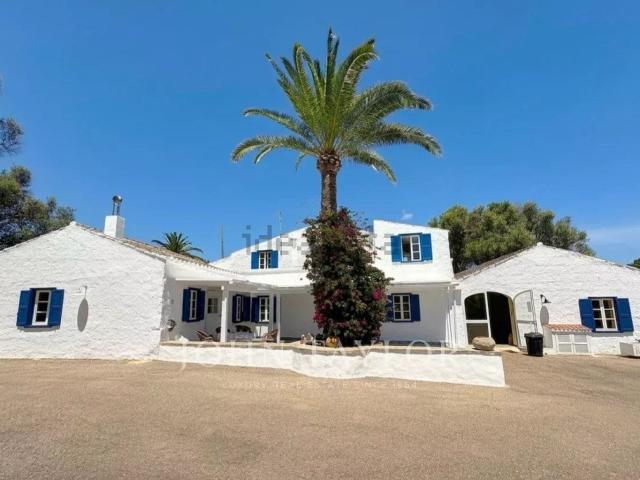 Chalet, Es Castell