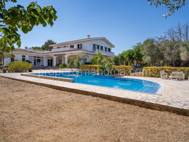 Chalet, Es Castell