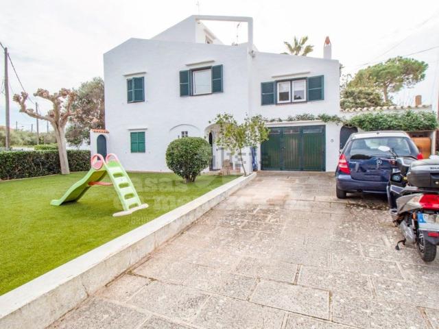 Chalet, Es Castell