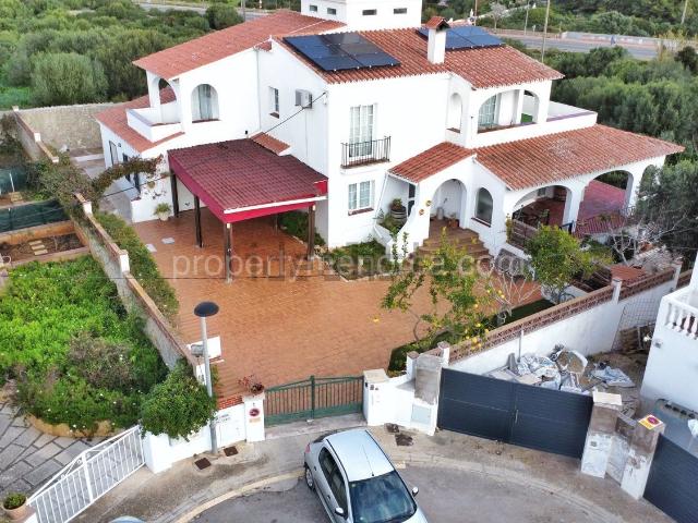 Chalet, Es Castell