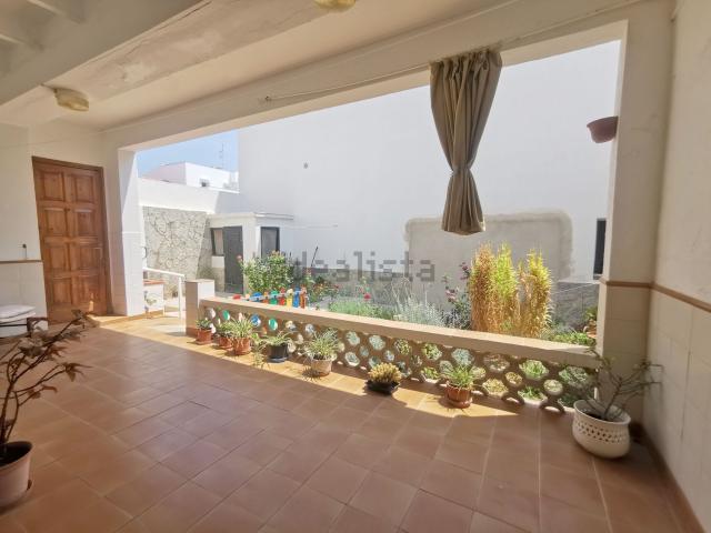 Chalet, Es Castell