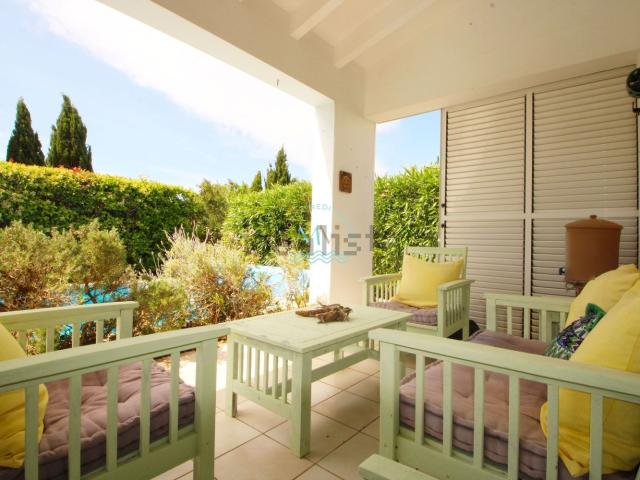 Chalet, Es Castell