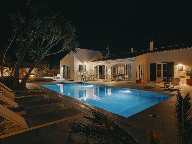 Chalet, Es Castell