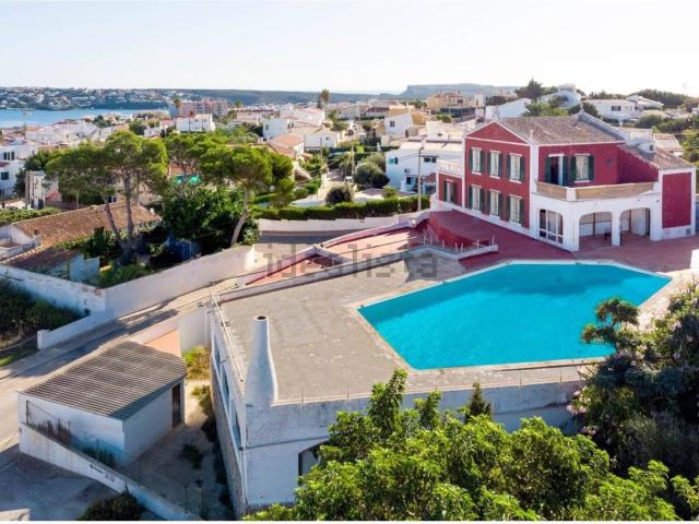 Chalet, Es Castell