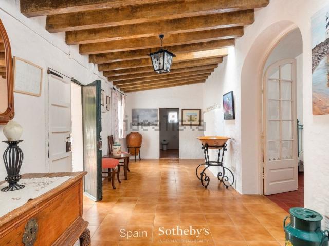 Chalet, Es Castell