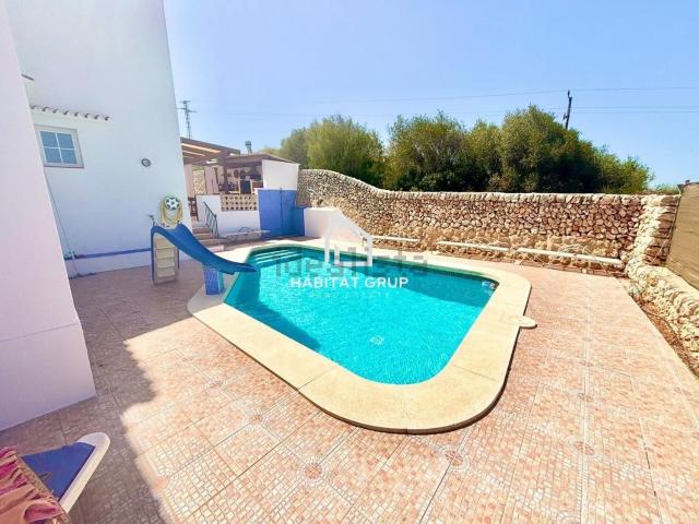 Chalet, Es Castell