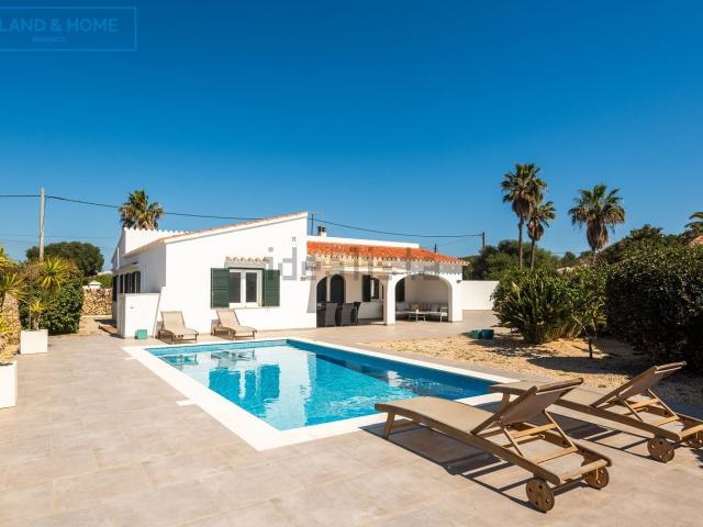 Chalet, Es Castell