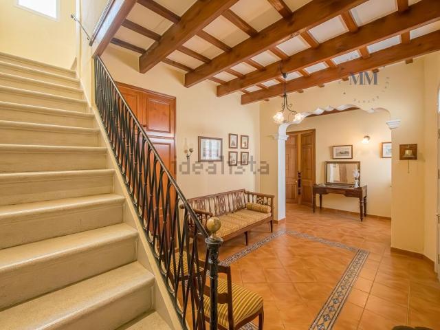 Chalet, Es Castell