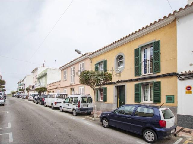Chalet, Es Castell