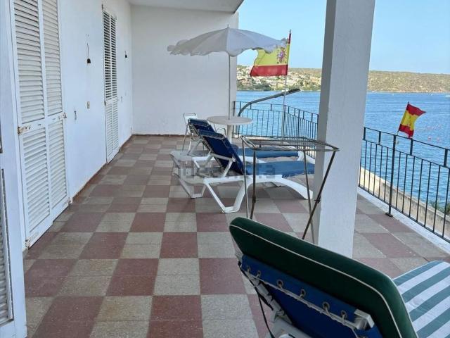 Chalet, Es Castell