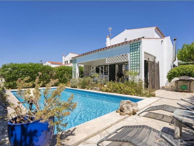 Chalet, Es Castell