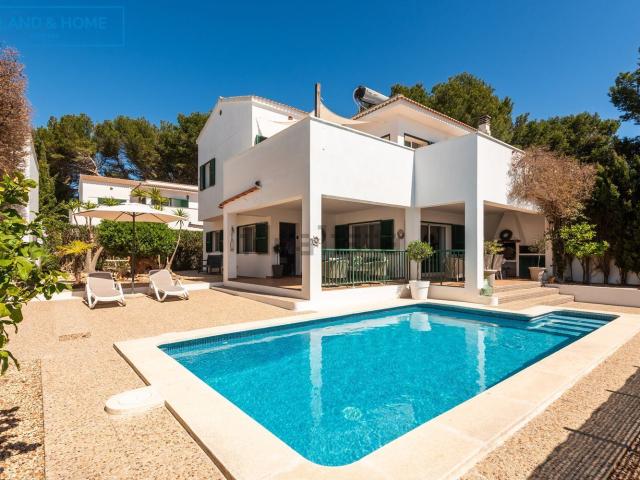 Chalet, Es Mercadal
