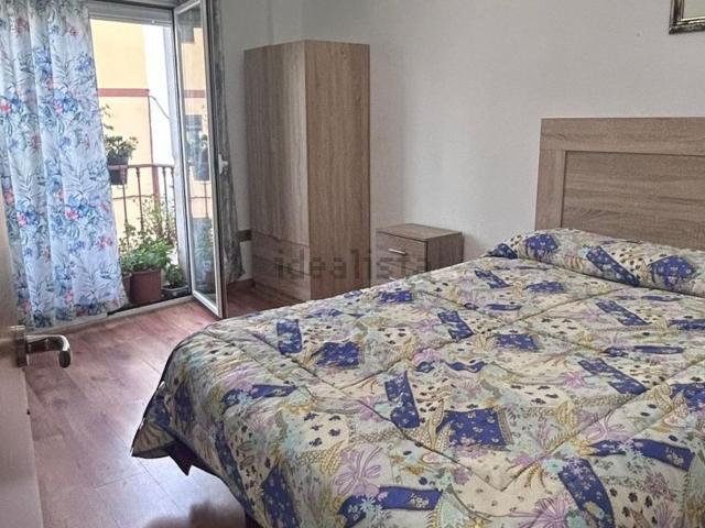 Chalet, Escuzar