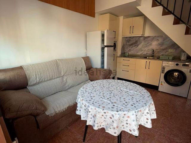 Chalet, Escuzar