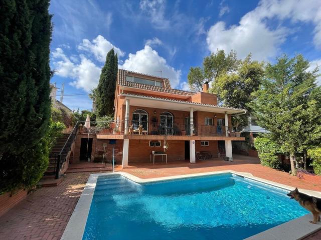 Chalet, Esparreguera