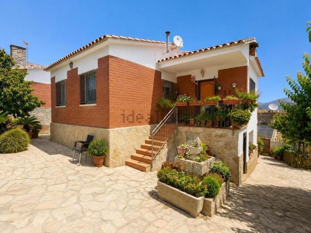 Chalet, Esparreguera
