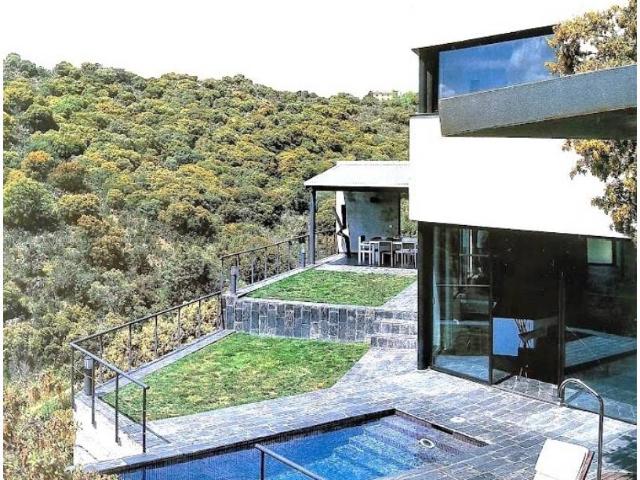 CHALET ESPECTACULAR DE DISEÑO