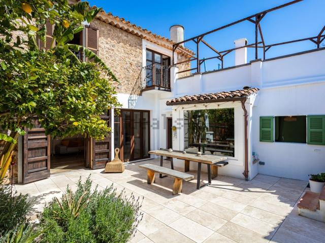 Chalet, Esporles