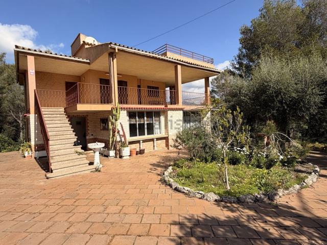 Chalet, Esporles