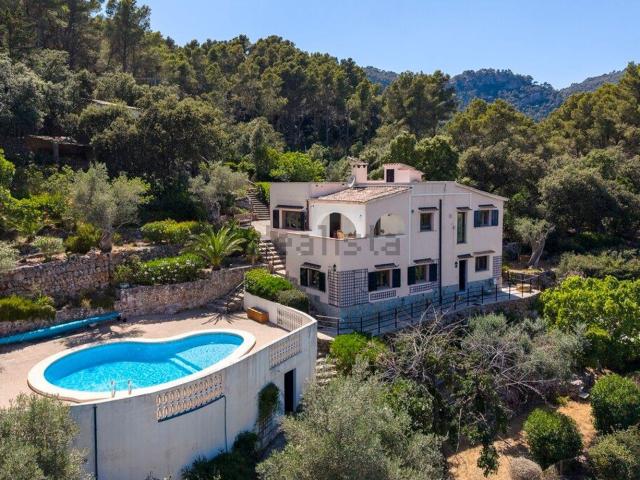 Chalet, Esporles